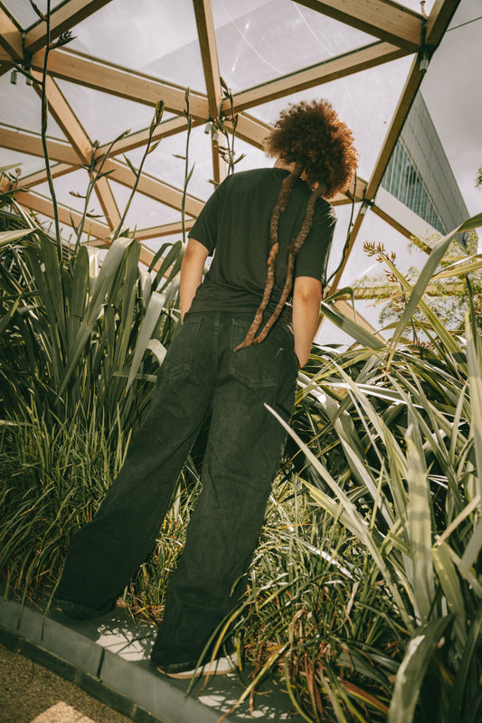 PLAIN BLACK OVERSIZED GAOZZI BAMBOO T'Z { short sleeved } (pictures available soon)